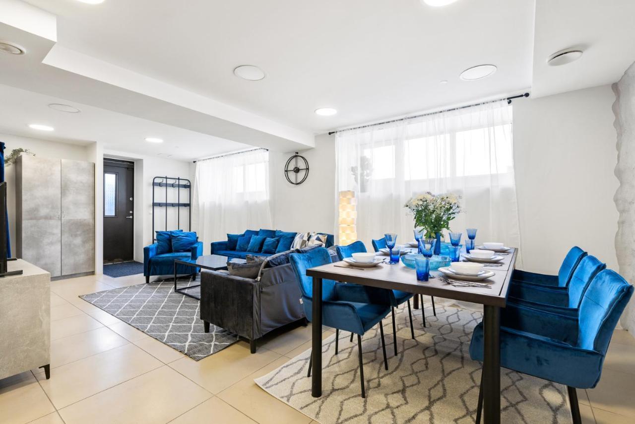 Sirena Apartment - Self Check-In And Free Parking Tallinn Extérieur photo