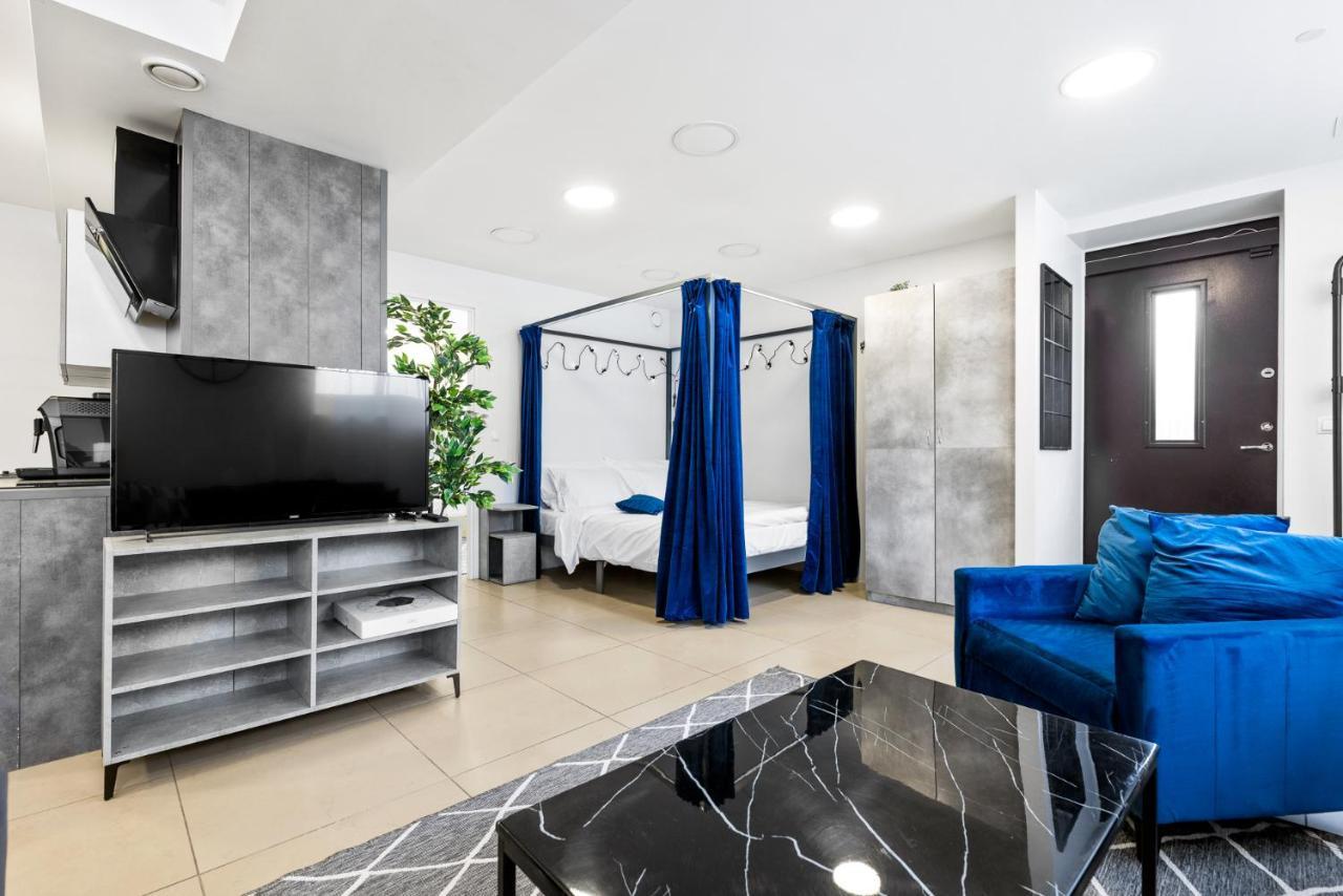 Sirena Apartment - Self Check-In And Free Parking Tallinn Extérieur photo